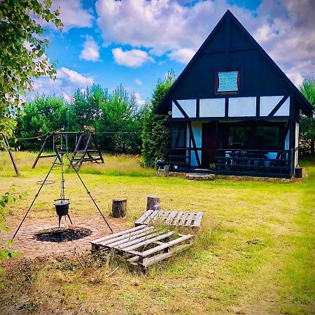 Domek Letniskowy Z Kortem Tenisowym Karwia Ostrowo Ostrowo  Exteriér fotografie